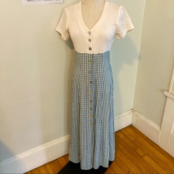 Scarlett Dresses & Skirts - Vans sneakers/ Vintage Scarlett Button down tee shirt plaid maxi dress